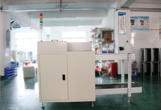 Automatische zuigmachine voor het laden van PCB's voor SMT-chipmonter assemblagelijn