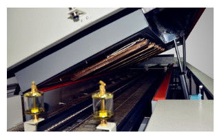 8-zone SMT reflowsoldeermachine met touchscreen PLC-besturing